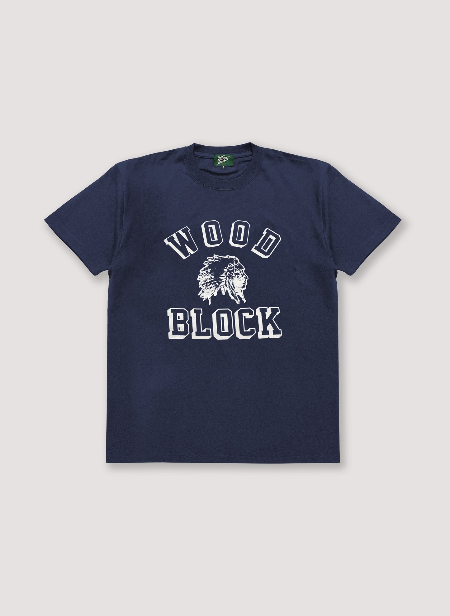 WOODBLOCK CHIEF HEAD COLLEGE LOGO TEE(NAVY)